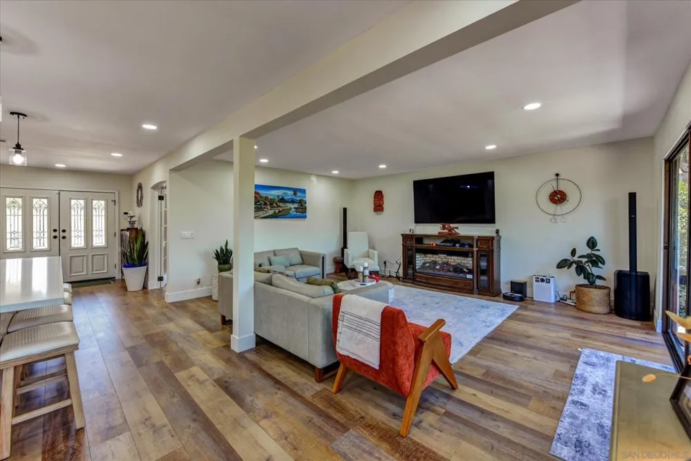 1508 Sunny Crest Dr. Fullerton, CA 92835