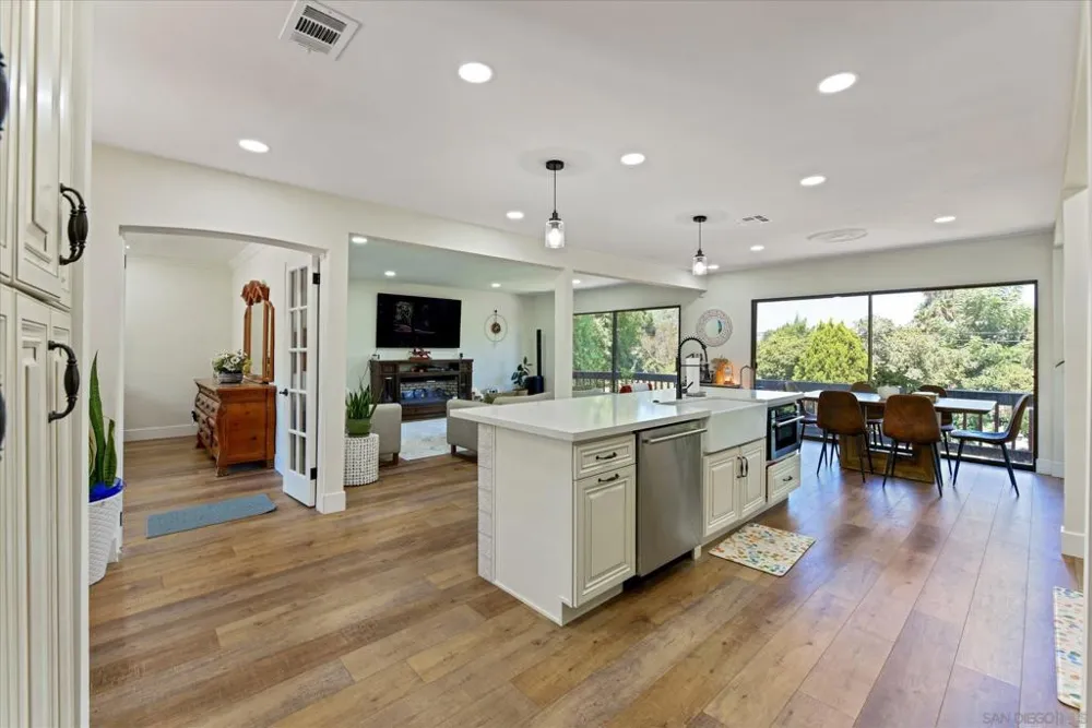1508 Sunny Crest Dr. Fullerton, CA 92835