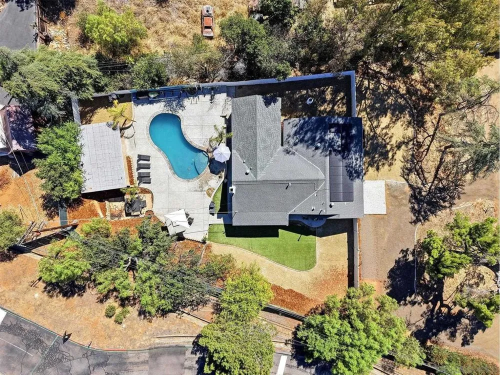 1315 Hillcrest Dr Alpine, CA 91901