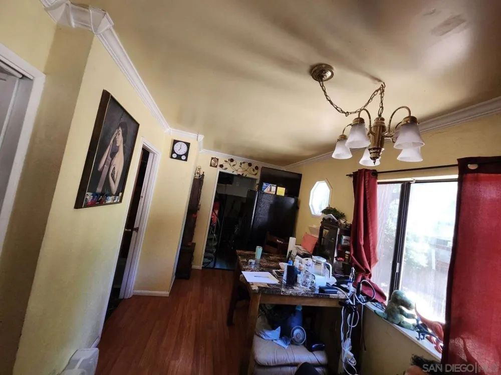 23096 Balsam LN Crestline, CA 92325