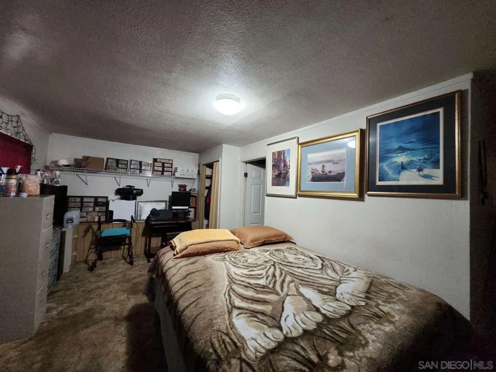 23096 Balsam LN Crestline, CA 92325