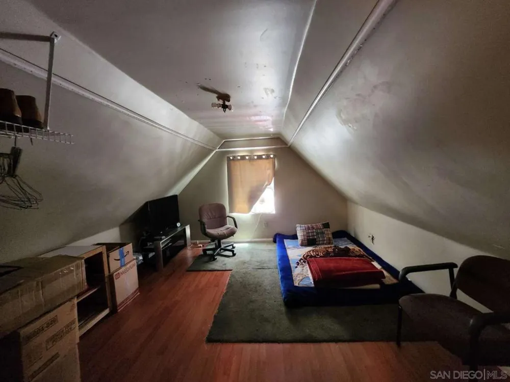 23096 Balsam LN Crestline, CA 92325