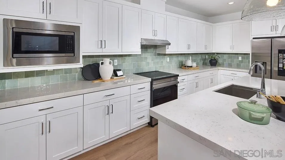 171 Mellano Way Oceanside, CA 92057