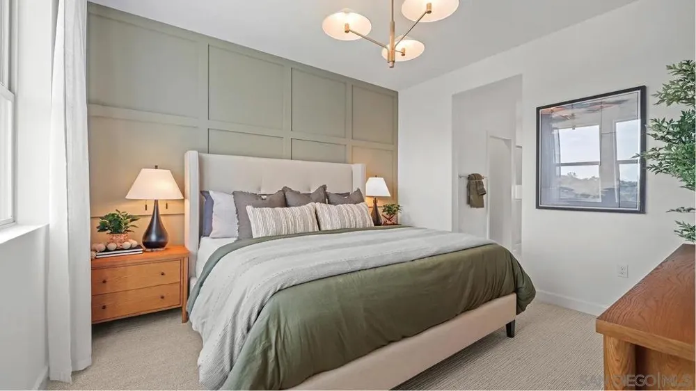 304 Honeysuckle Oceanside, CA 92057