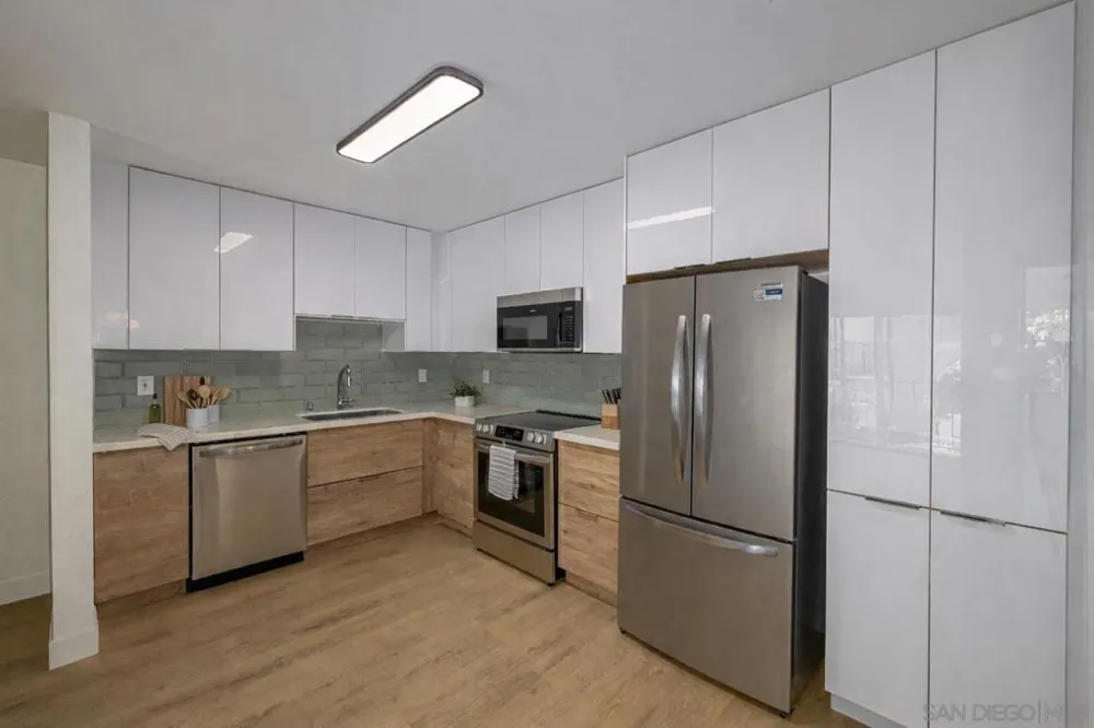3020 Cowley Way #104 San Diego, CA 92117