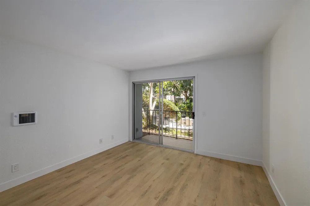 3020 Cowley Way #104 San Diego, CA 92117