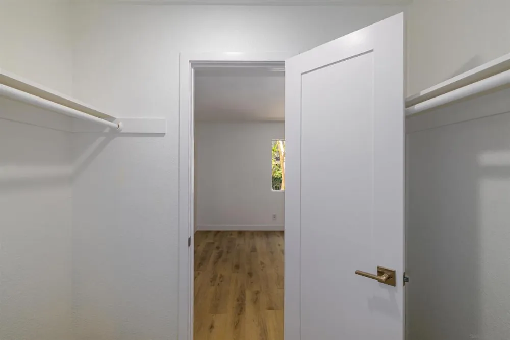 3020 Cowley Way #104 San Diego, CA 92117