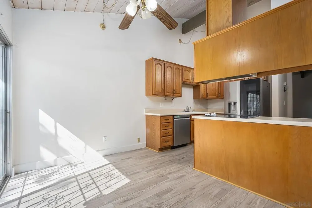 513 Shady Ln #B El Cajon, CA 92021