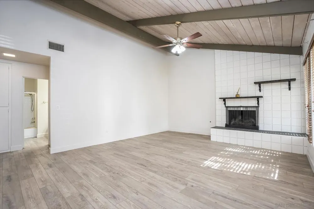 513 Shady Ln #B El Cajon, CA 92021