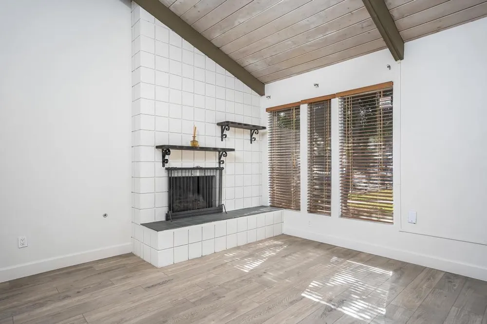 513 Shady Ln #B El Cajon, CA 92021