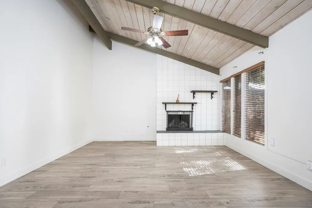 513 Shady Ln #B El Cajon, CA 92021