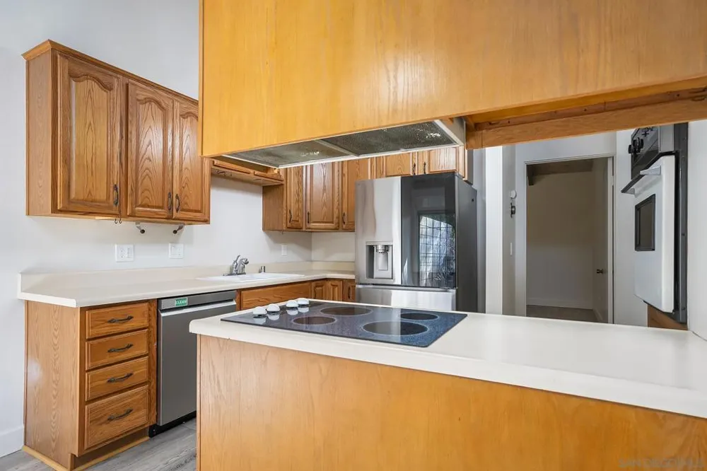 513 Shady Ln #B El Cajon, CA 92021