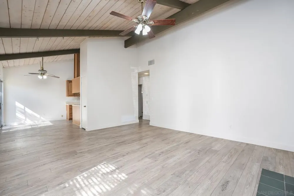 513 Shady Ln #B El Cajon, CA 92021