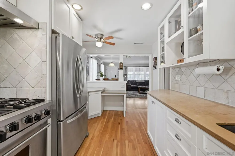 4958 Dick St San Diego, CA 92115
