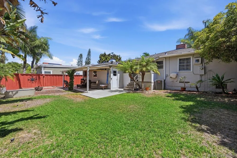 4958 Dick St San Diego, CA 92115
