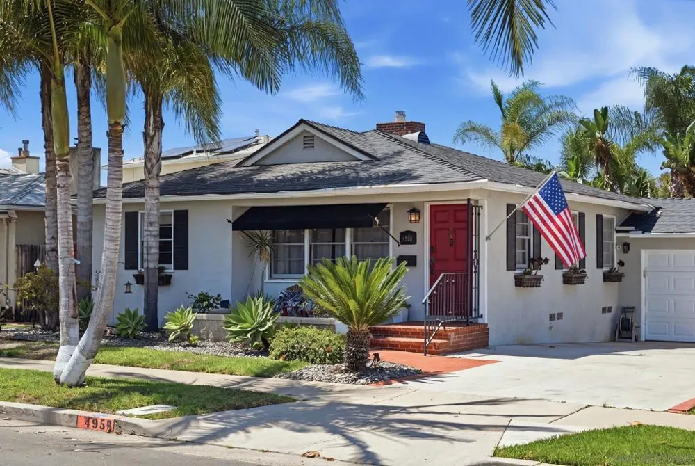 4958 Dick St San Diego, CA 92115