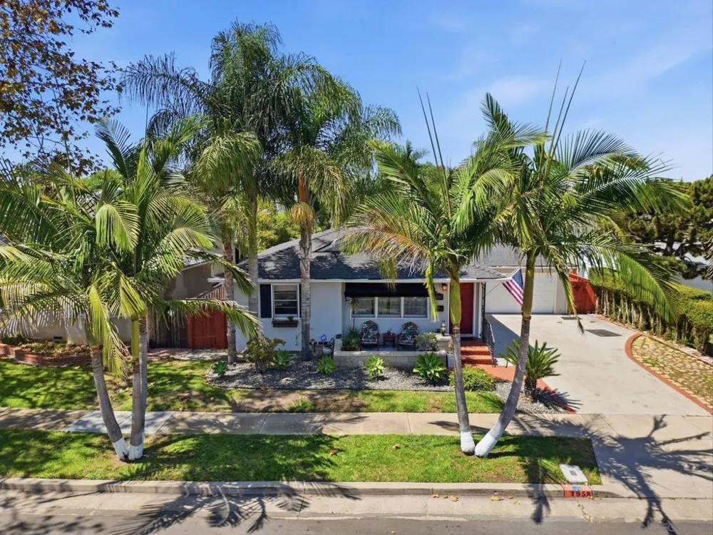 4958 Dick St San Diego, CA 92115