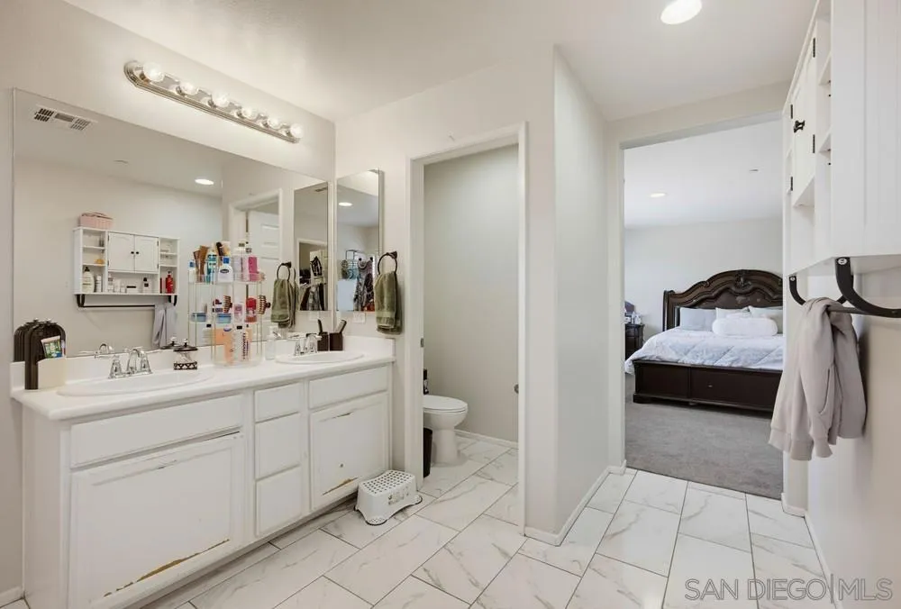 28347 Merced Ranch Ct Murrieta, CA 92563