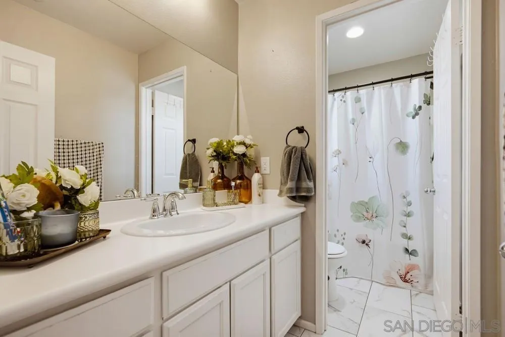 28347 Merced Ranch Ct Murrieta, CA 92563