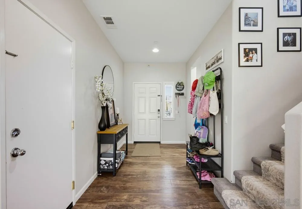 28347 Merced Ranch Ct Murrieta, CA 92563