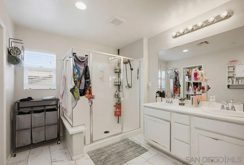 28347 Merced Ranch Ct Murrieta, CA 92563