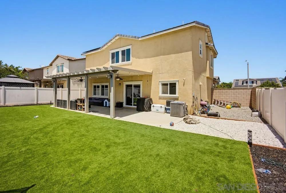 28347 Merced Ranch Ct Murrieta, CA 92563
