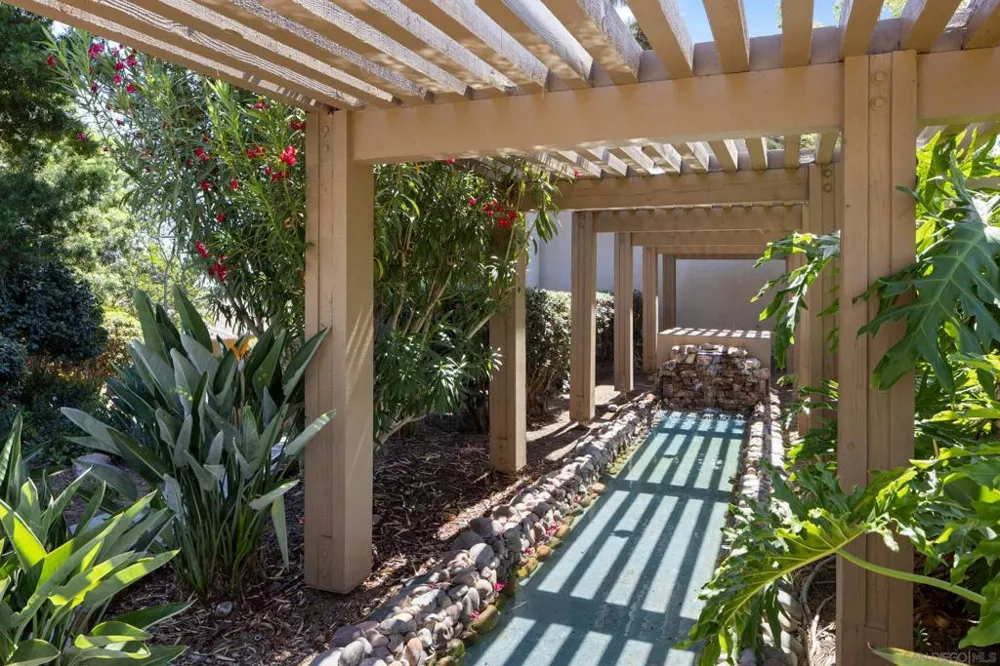 5710 Baltimore Dr. #431 La Mesa, CA 91942