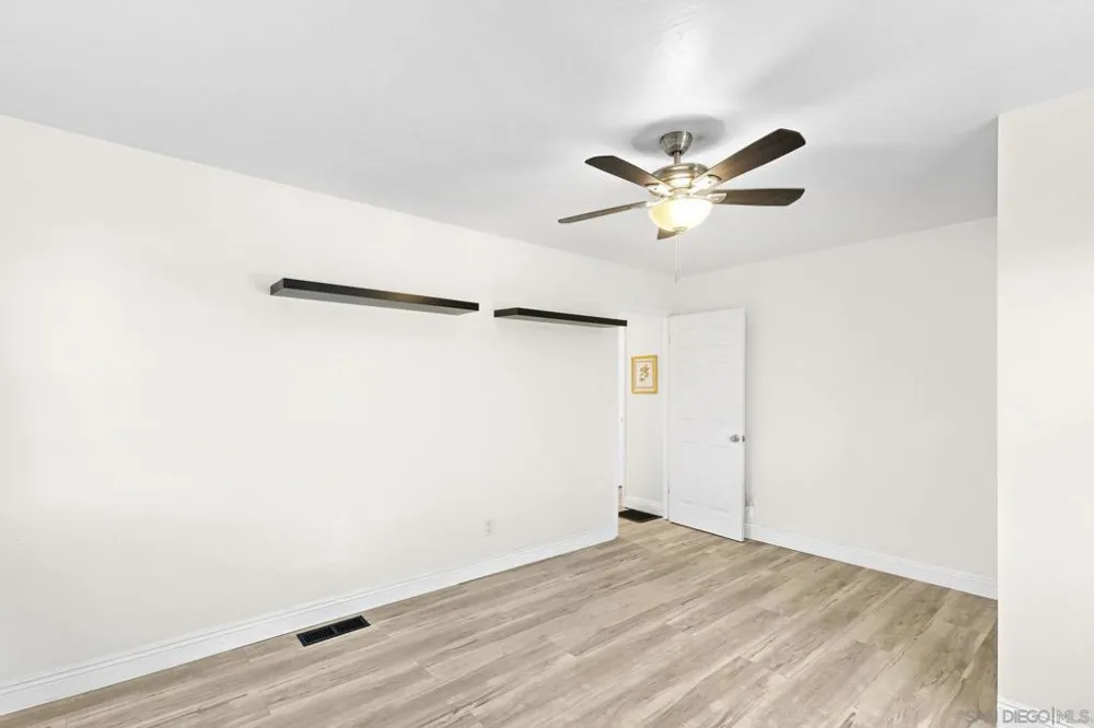 2095 Noble Street Lemon Grove, CA 91945