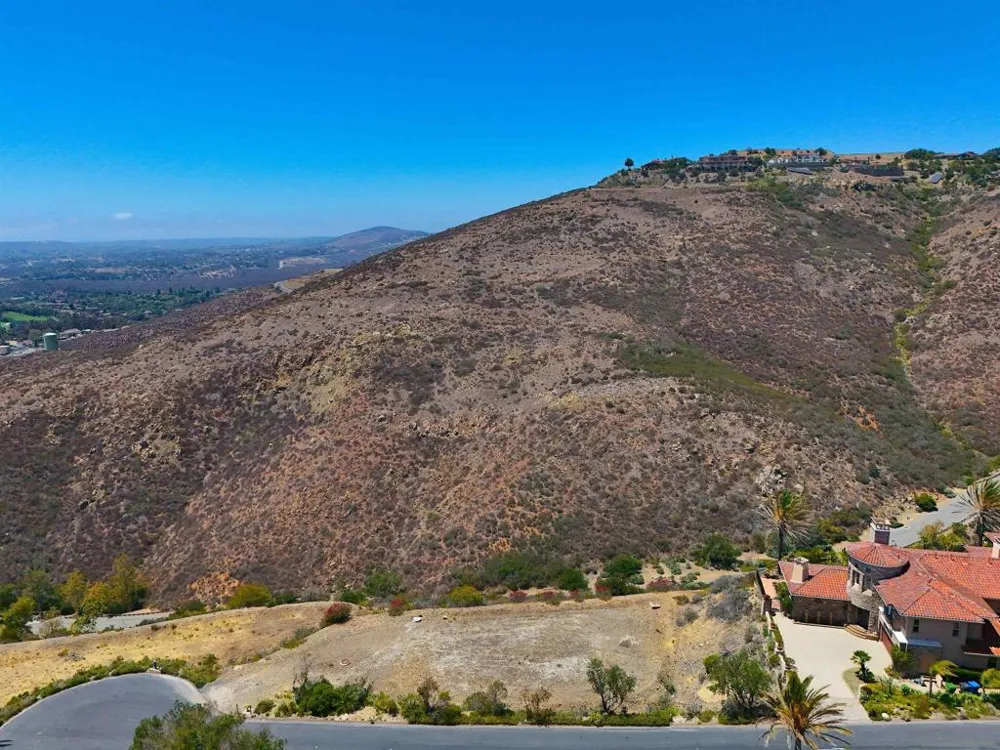 17816 PUNTA DEL SUR Rancho Santa Fe, CA 92067