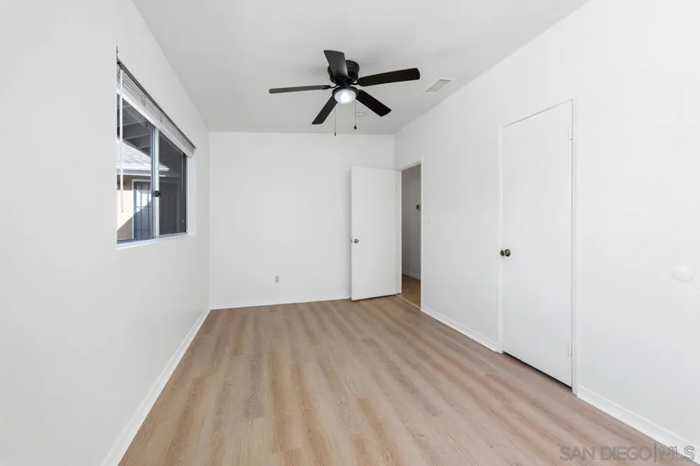 7696 Kiwi St San Diego, CA 92123