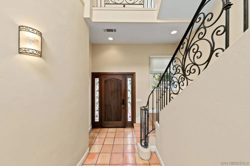 763 G Ave Coronado, CA 92118