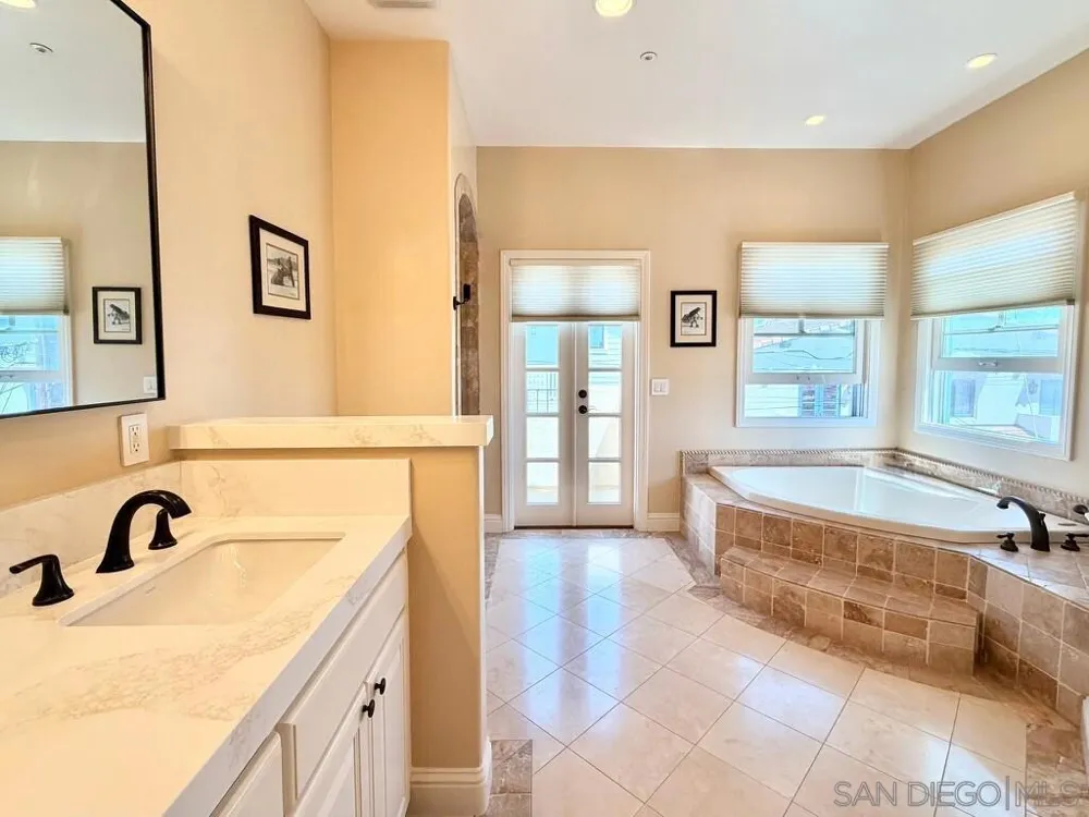 763 G Ave Coronado, CA 92118