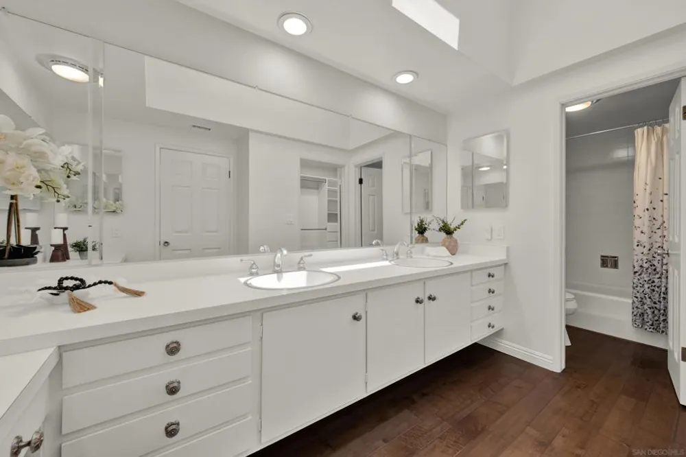 20 Via Alta Vis Bonsall, CA 92003