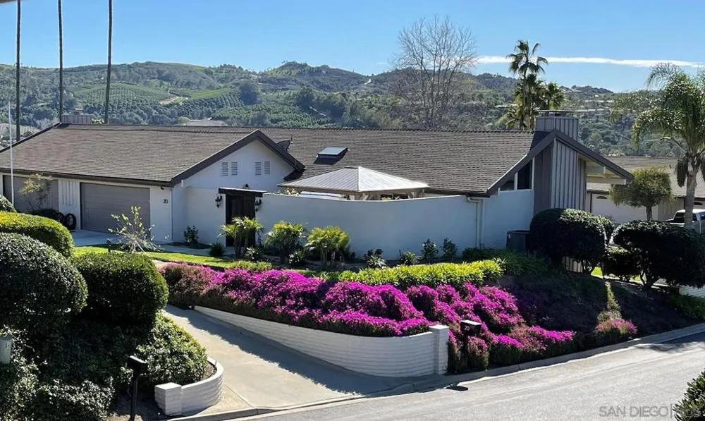 20 Via Alta Vis Bonsall, CA 92003