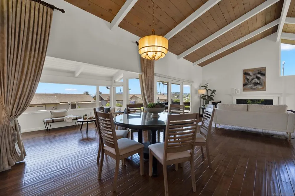 20 Via Alta Vis Bonsall, CA 92003