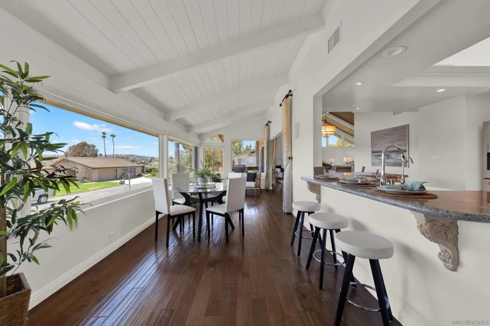 20 Via Alta Vis Bonsall, CA 92003