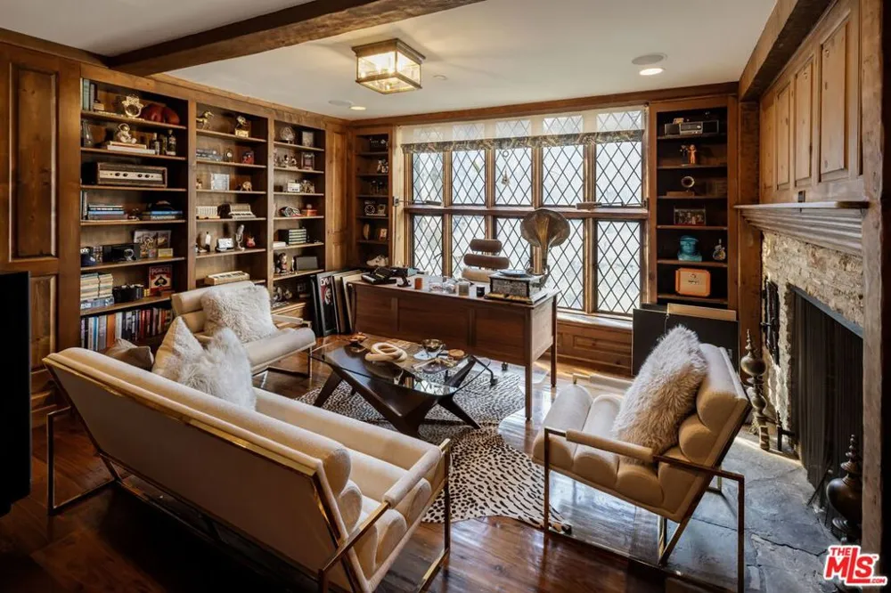 717 Alpine Drive Beverly Hills, CA 90210