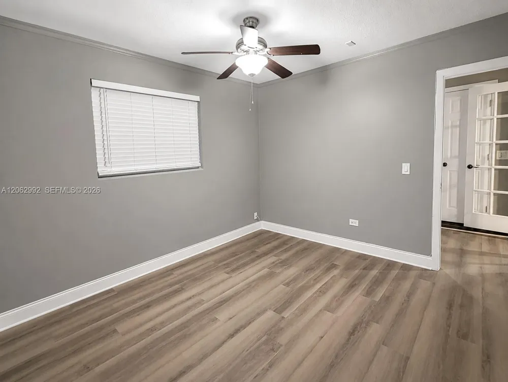 5716 NW 70th Ter Tamarac, FL 33321