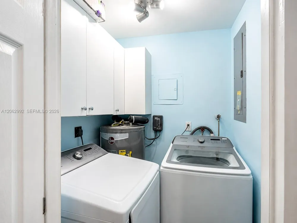5716 NW 70th Ter Tamarac, FL 33321