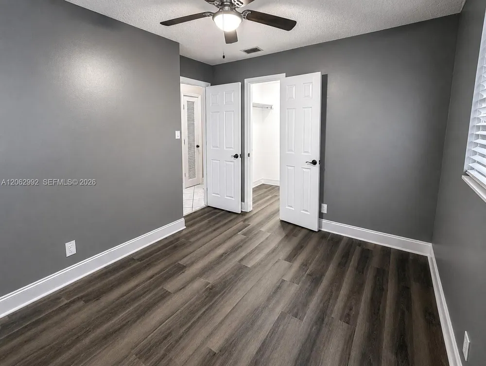 5716 NW 70th Ter Tamarac, FL 33321