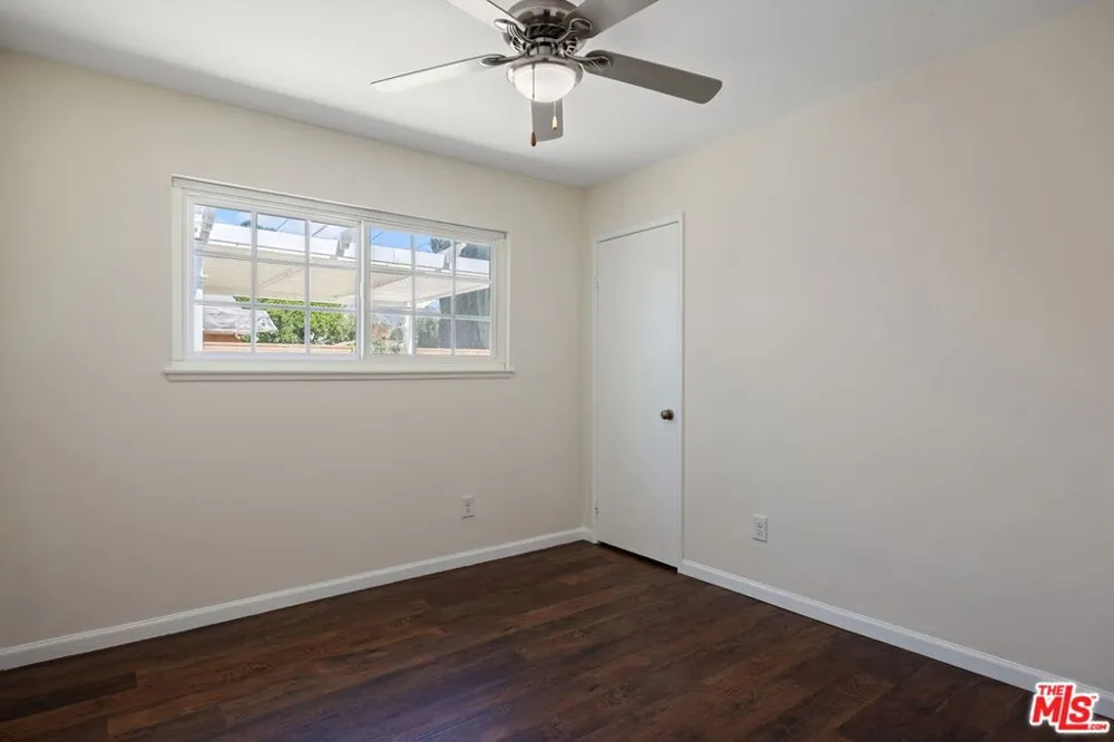 12622 Amboy Avenue Sylmar, CA 91342