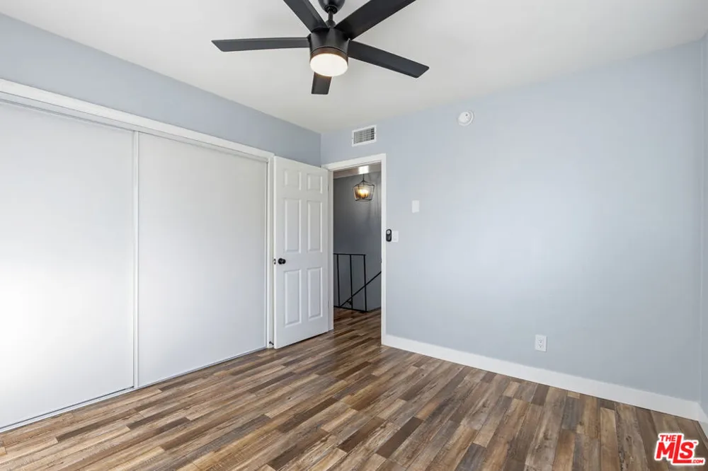 141 W Hillcrest Boulevard #2 Inglewood, CA 90301