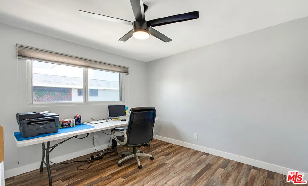 141 W Hillcrest Boulevard #2 Inglewood, CA 90301