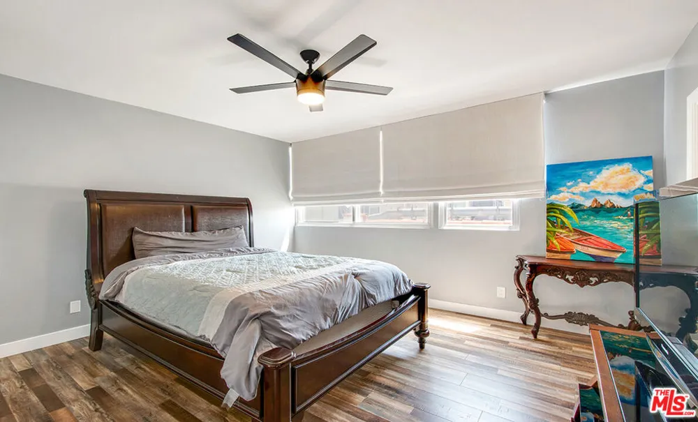 141 W Hillcrest Boulevard #2 Inglewood, CA 90301