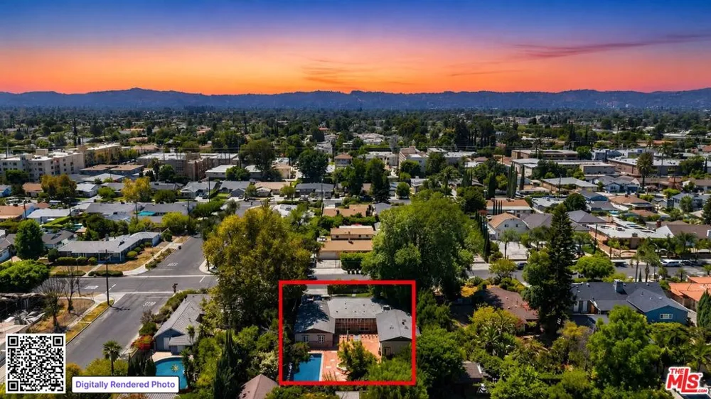 13509 Bassett Street Valley Glen, CA 91405