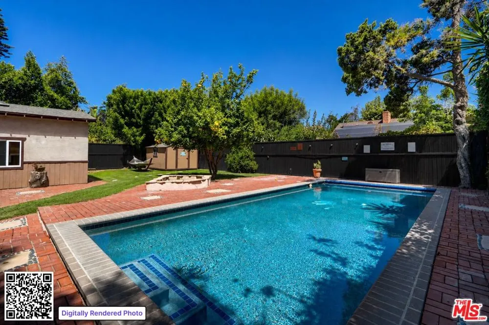 13509 Bassett Street Valley Glen, CA 91405