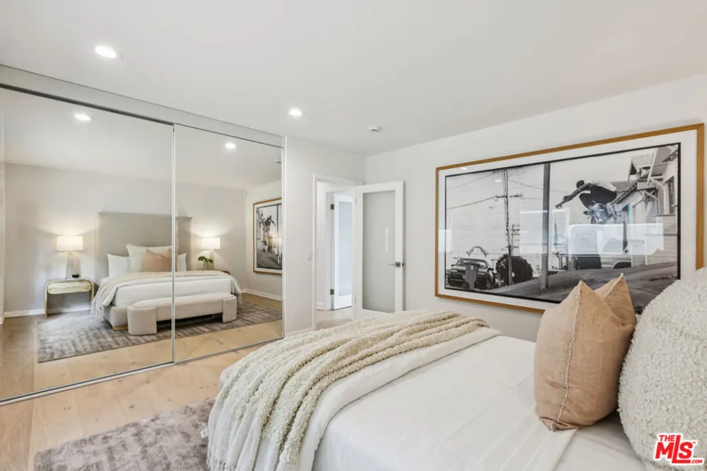 8715 Sunset Plaza Terrace Los Angeles, CA 90069