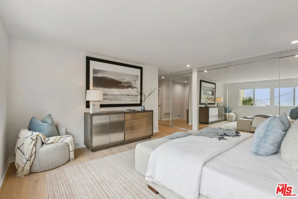 8715 Sunset Plaza Terrace Los Angeles, CA 90069