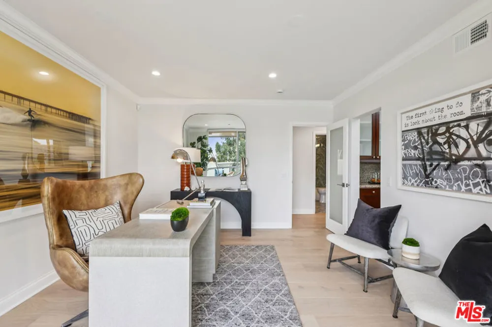 8715 Sunset Plaza Terrace Los Angeles, CA 90069