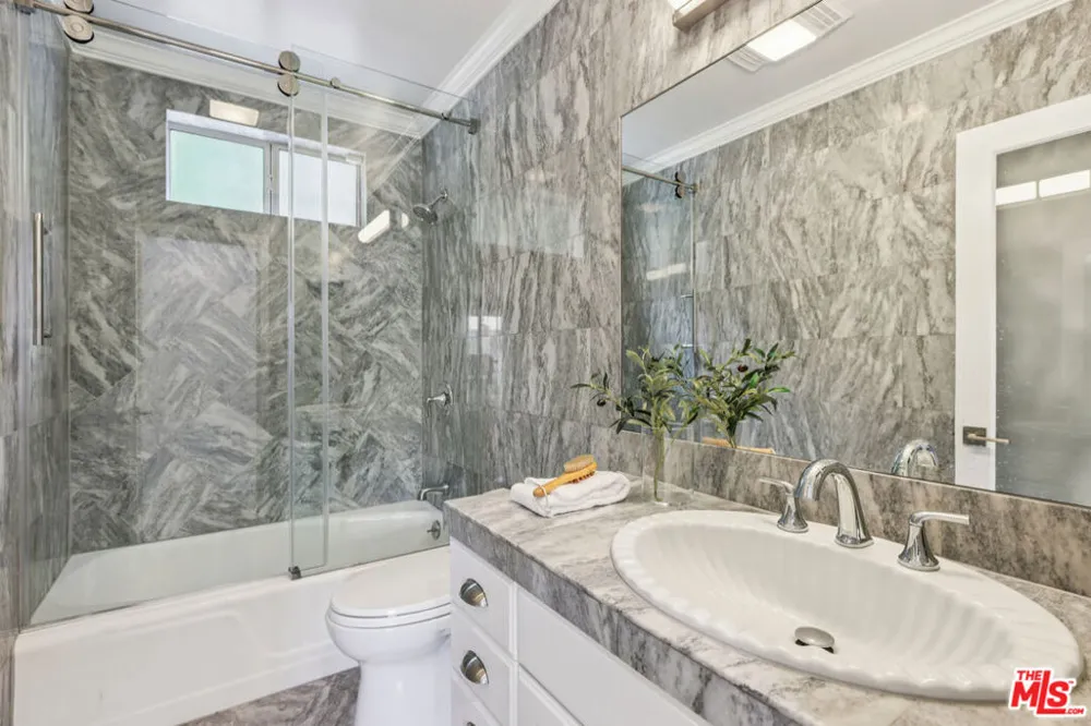 8715 Sunset Plaza Terrace Los Angeles, CA 90069